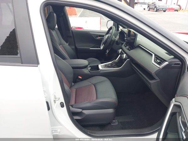 2025 TOYOTA RAV4 PLUG-IN HYBRID XSE