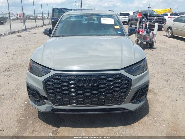2021 AUDI SQ5