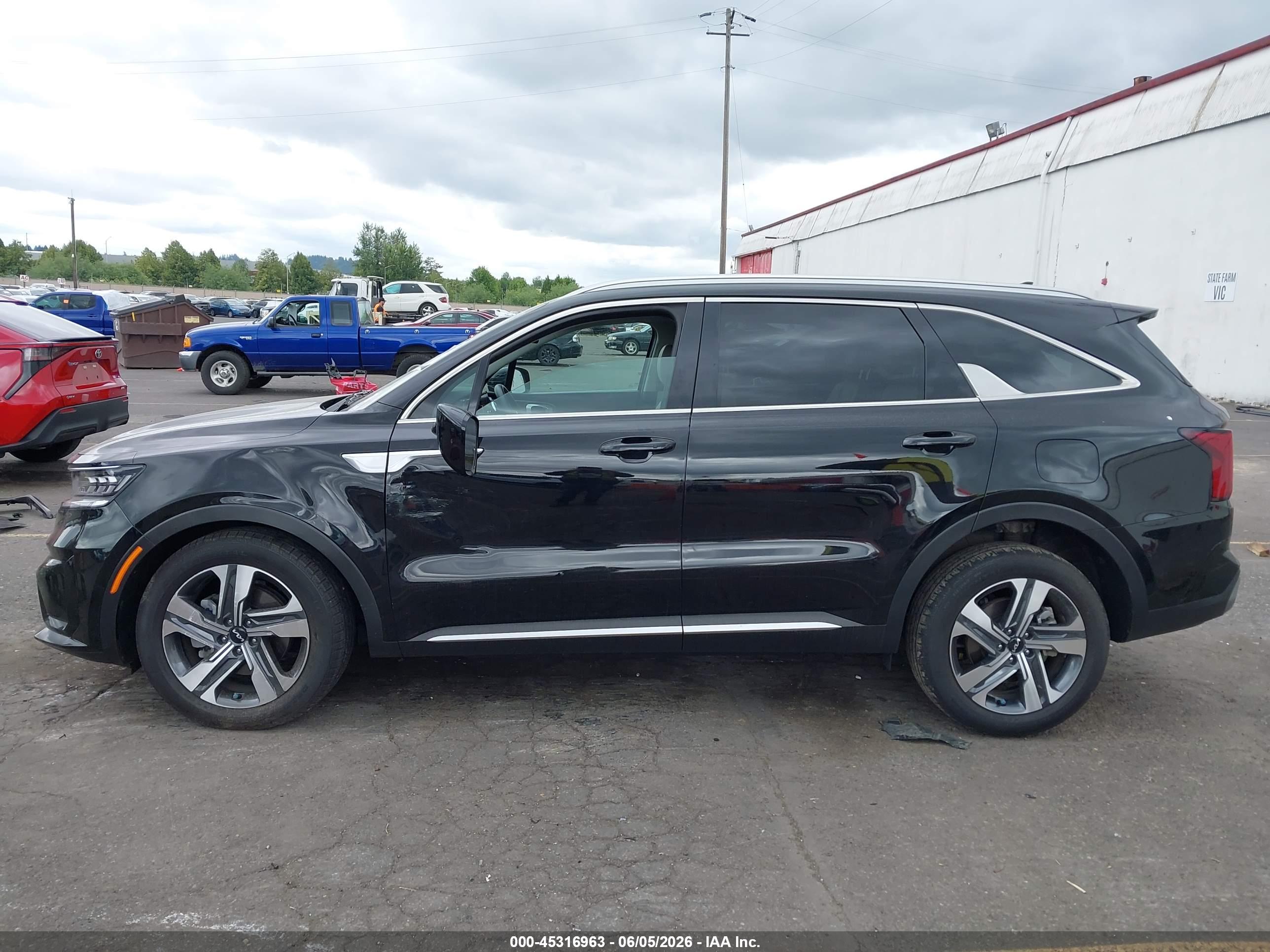 2022 KIA SORENTO PLUG-IN HYBRID SX