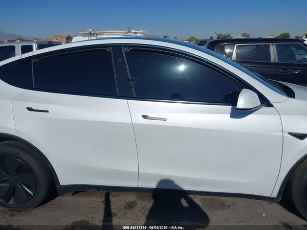2026 TESLA MODEL Y