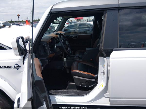 2024 FORD BRONCO OUTER BANKS — I153