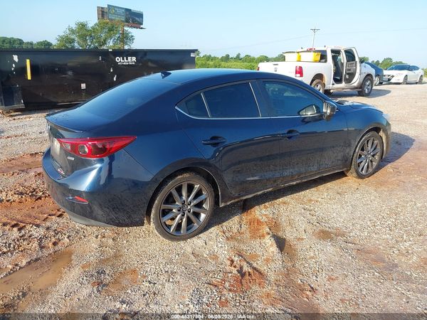 2018 MAZDA MAZDA3 GRAND TOURING