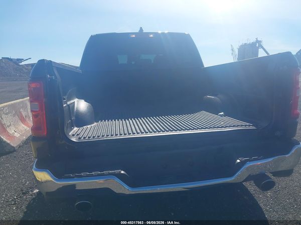 2025 RAM 1500 LARAMIE  4X4 5'7 BOX