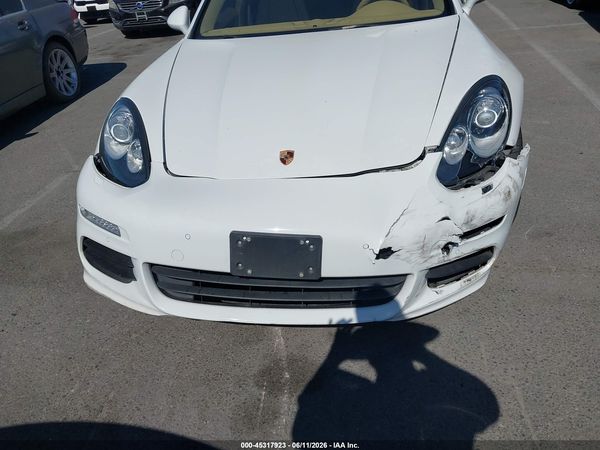 2015 PORSCHE PANAMERA 4