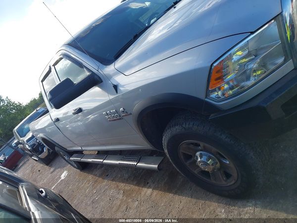 2018 RAM 2500 TRADESMAN  4X4 8' BOX