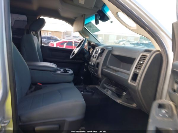 2018 RAM 2500 TRADESMAN  4X4 8' BOX