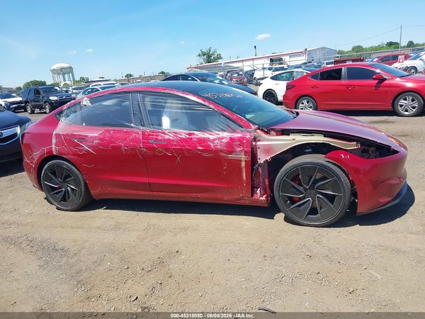 2026 TESLA MODEL 3