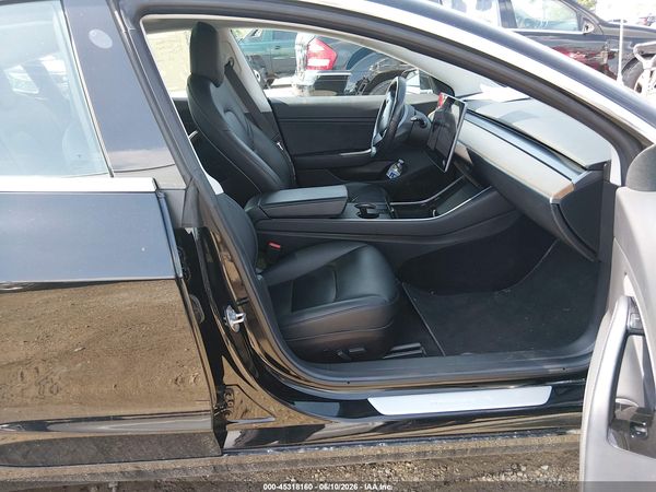 2018 TESLA MODEL 3 LONG RANGE/MID RANGE