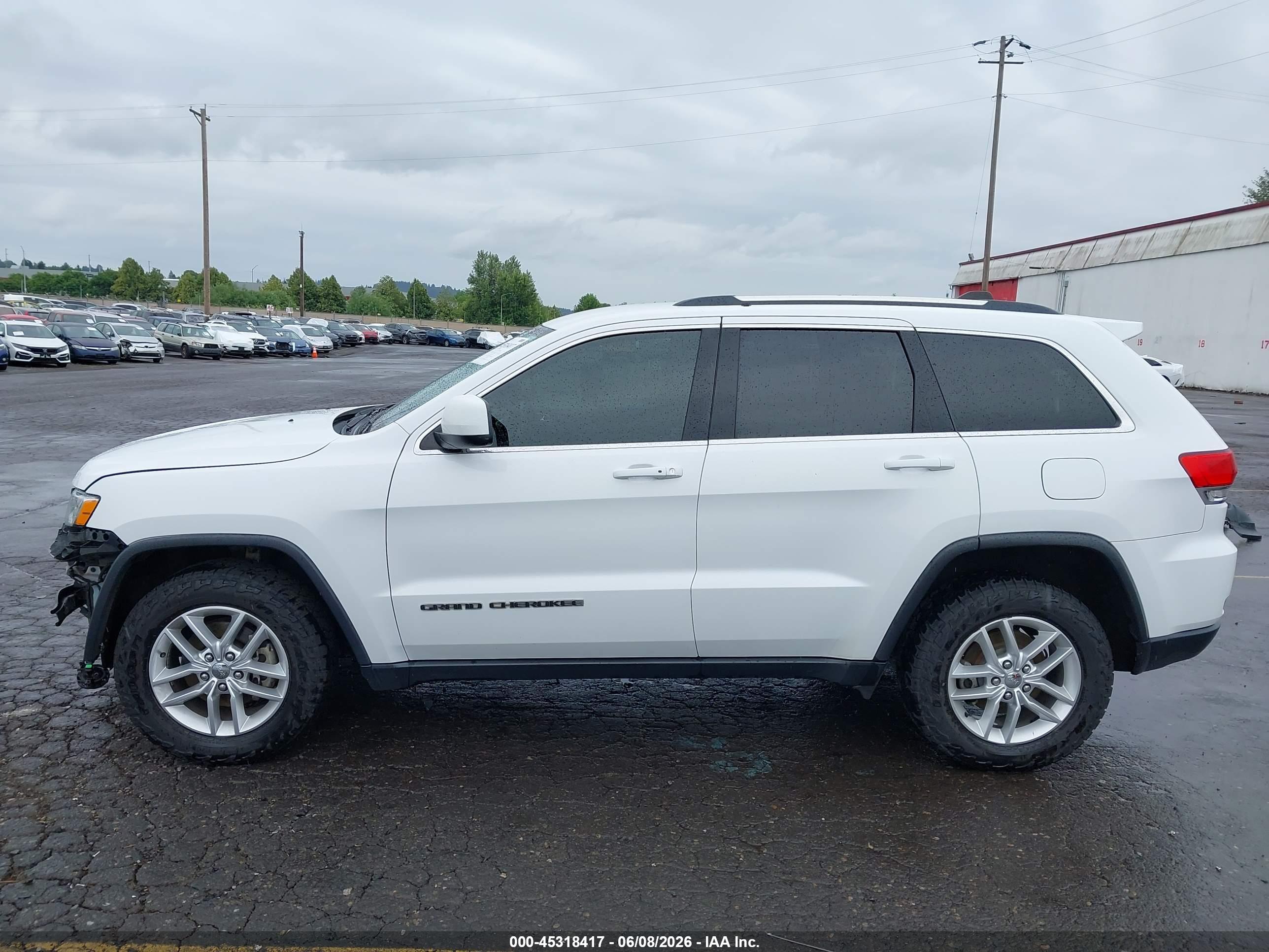2017 JEEP GRAND CHEROKEE LAREDO 4X4