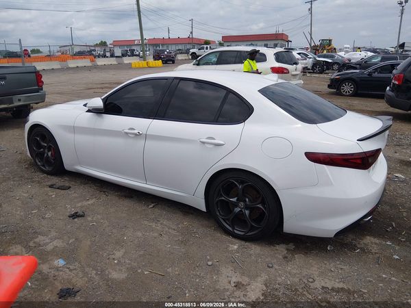 2017 ALFA ROMEO GIULIA TI RWD