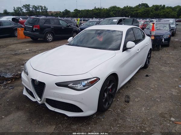2017 ALFA ROMEO GIULIA TI RWD