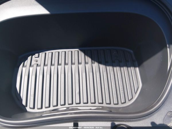 2026 TESLA MODEL 3