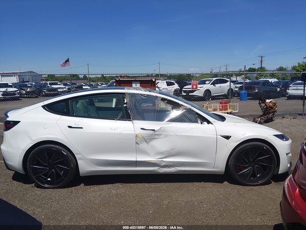 2026 TESLA MODEL 3