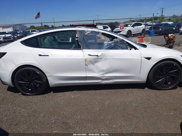 2026 TESLA MODEL 3
