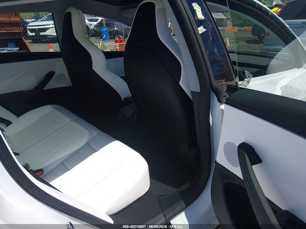 2026 TESLA MODEL 3