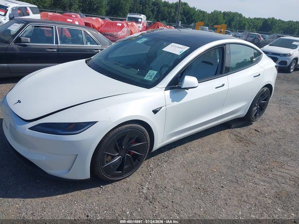 2026 TESLA MODEL 3