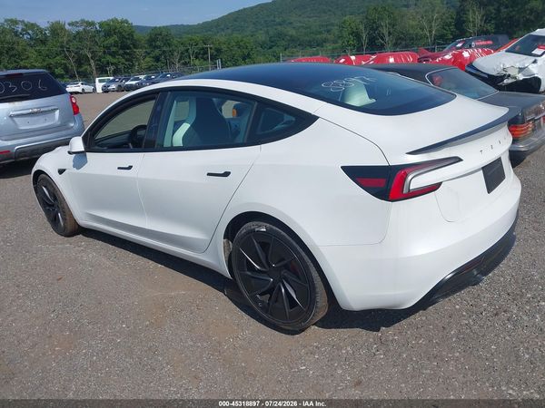2026 TESLA MODEL 3