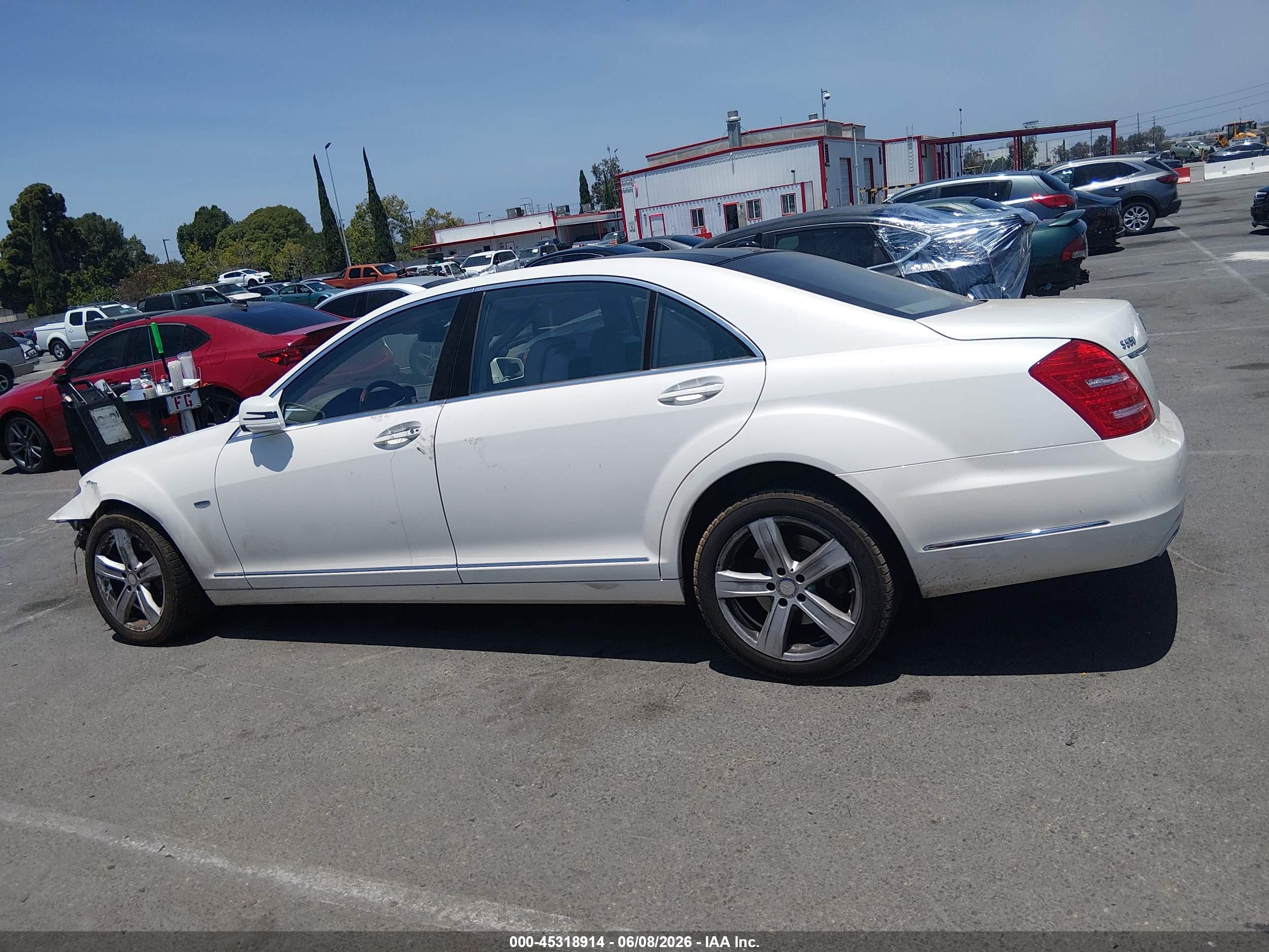 2012 MERCEDES-BENZ S 550 4MATIC