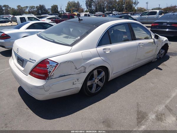 2012 MERCEDES-BENZ S 550 4MATIC