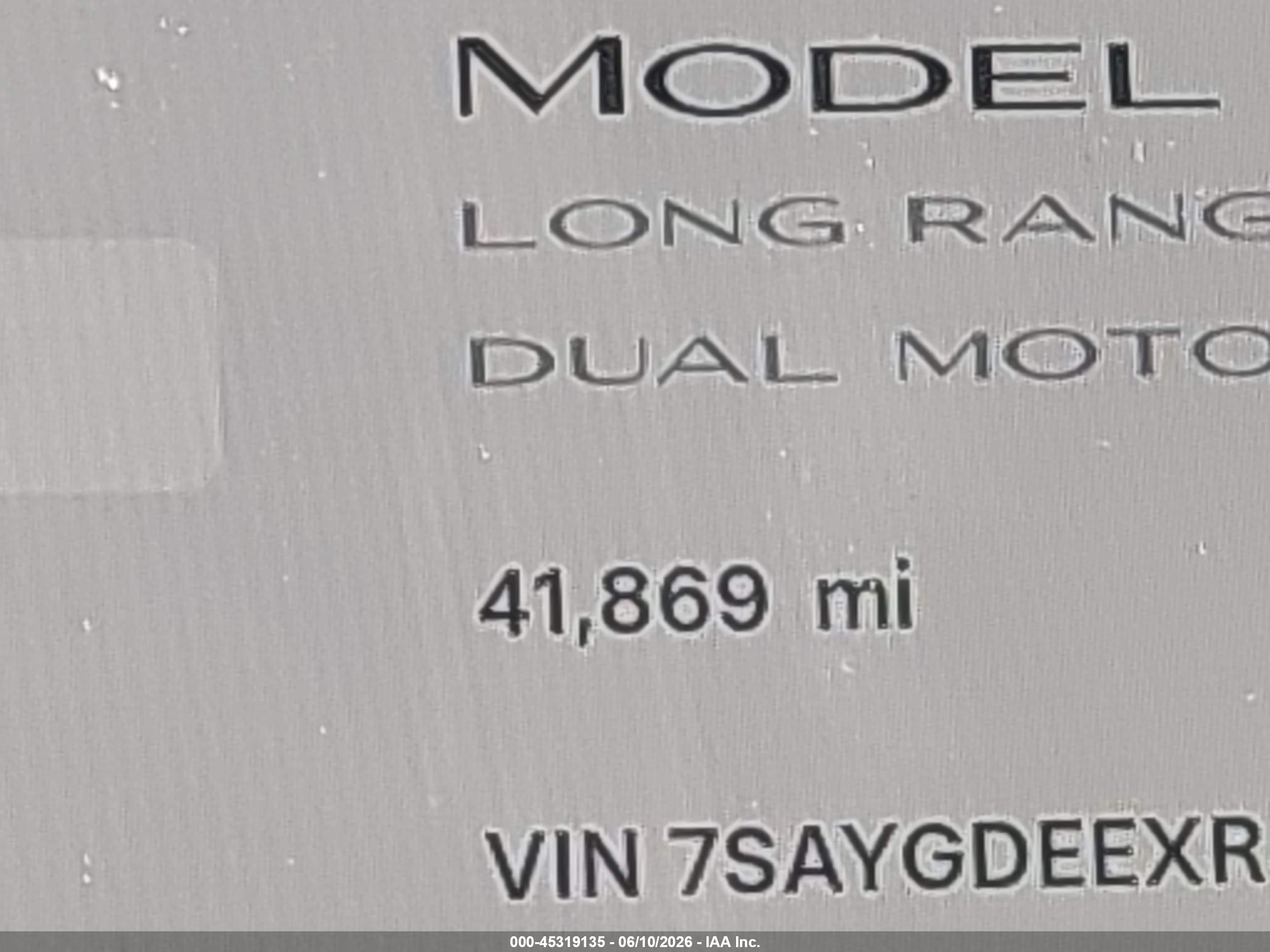2024 TESLA MODEL Y