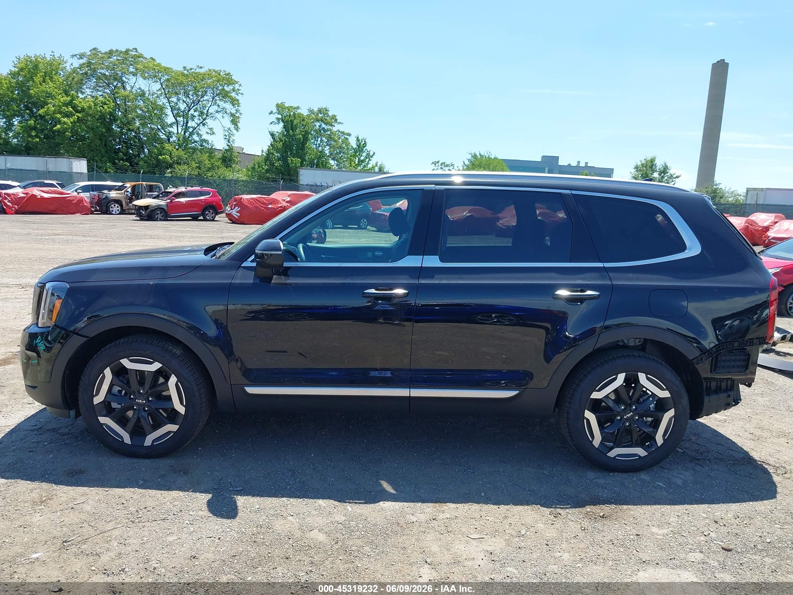 2025 KIA TELLURIDE S