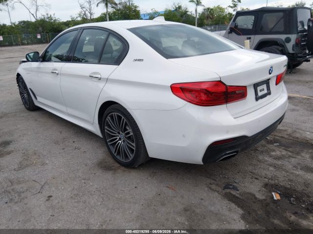 2018 BMW 530E