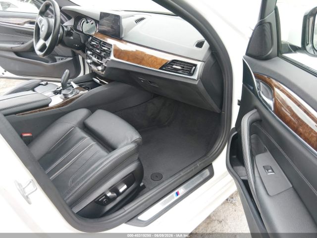 2018 BMW 530E