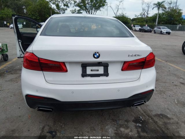 2018 BMW 530E