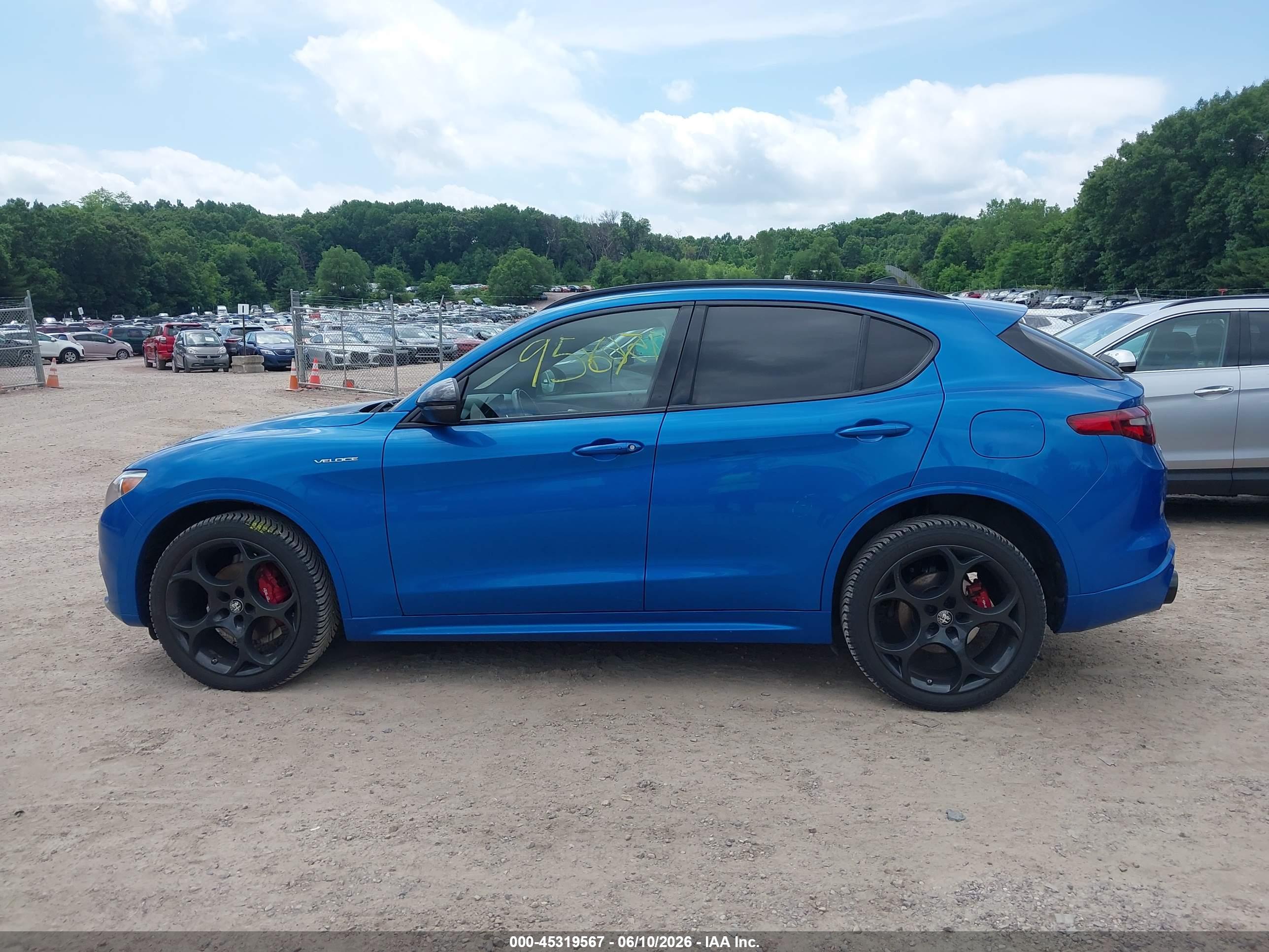 2022 ALFA ROMEO STELVIO VELOCE TI AWD