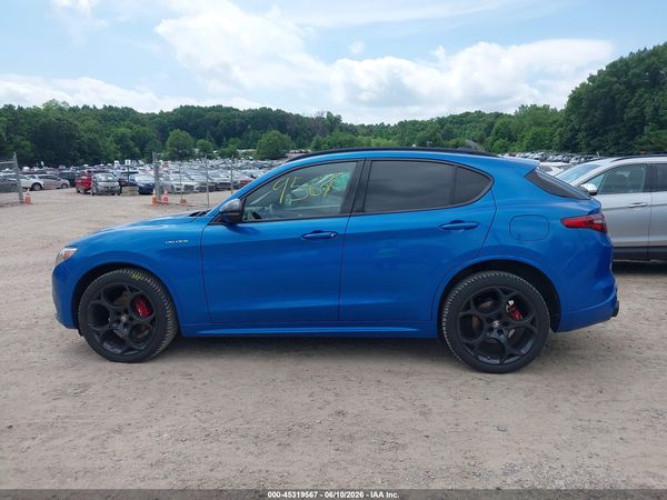 2022 ALFA ROMEO STELVIO VELOCE TI AWD