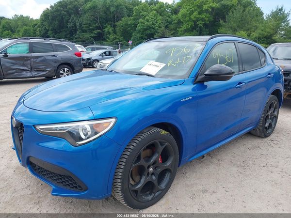 2022 ALFA ROMEO STELVIO VELOCE TI AWD