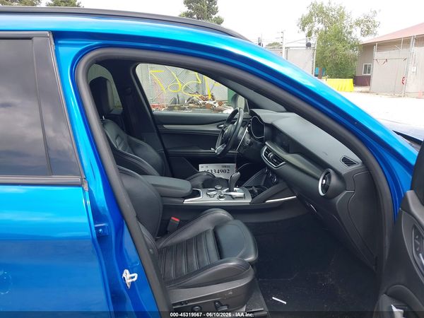 2022 ALFA ROMEO STELVIO VELOCE TI AWD