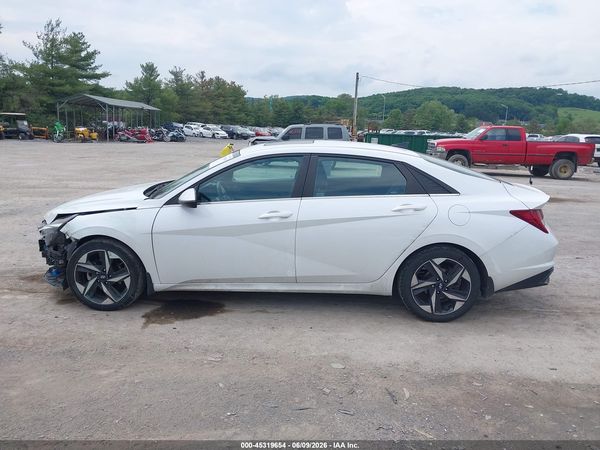 2022 HYUNDAI ELANTRA SEL