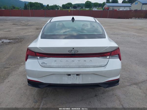 2022 HYUNDAI ELANTRA SEL