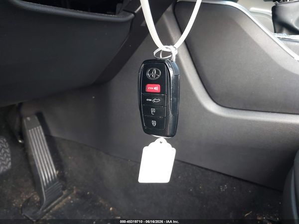 2025 TOYOTA HIGHLANDER XSE