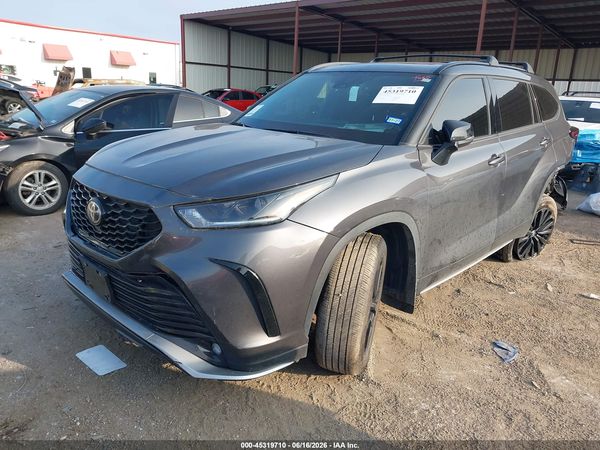 2025 TOYOTA HIGHLANDER XSE