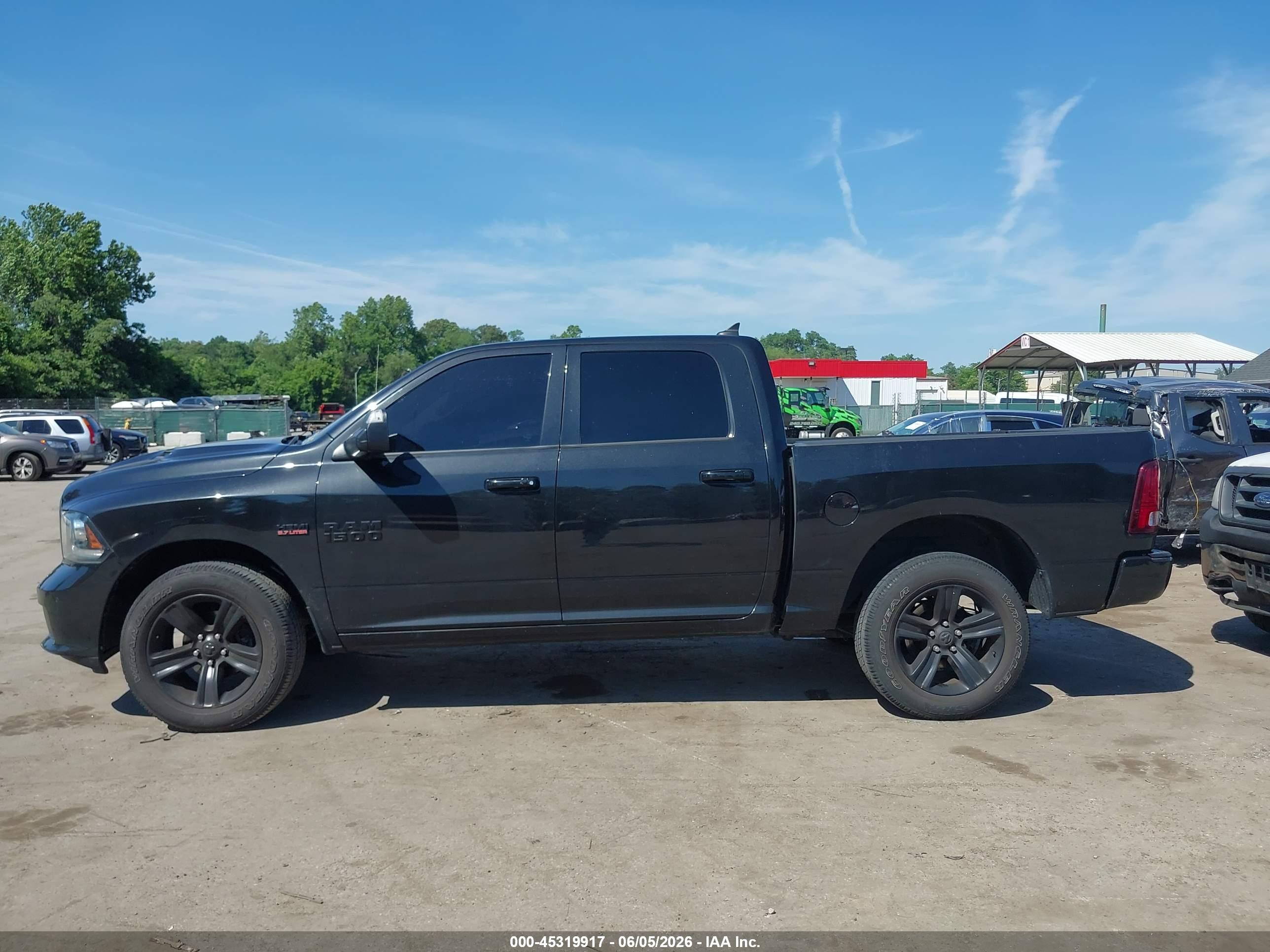 2018 RAM 1500 SPORT  4X4 5'7 BOX