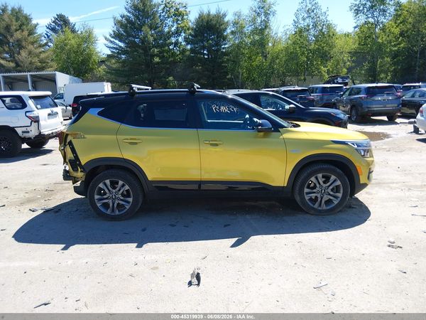 2023 KIA SELTOS S