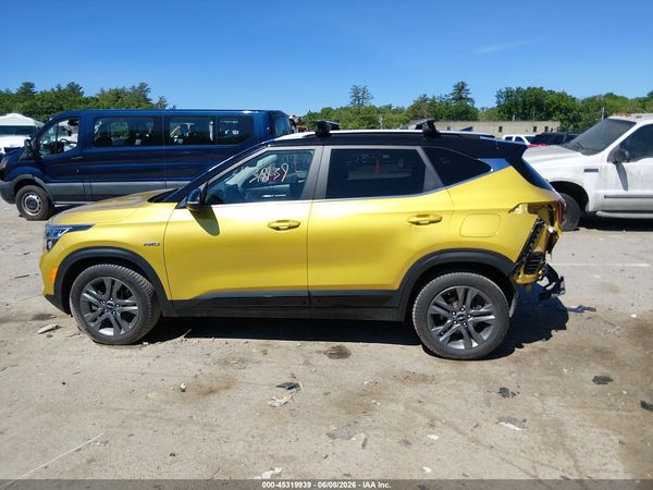 2023 KIA SELTOS S