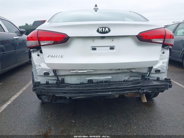 2018 KIA FORTE LX