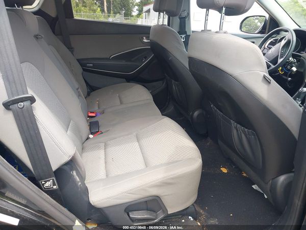 2017 HYUNDAI SANTA FE SE