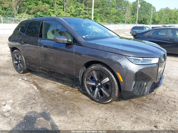 2025 BMW IX XDRIVE50