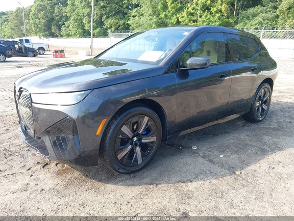 2025 BMW IX XDRIVE50