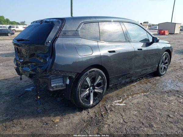 2025 BMW IX XDRIVE50