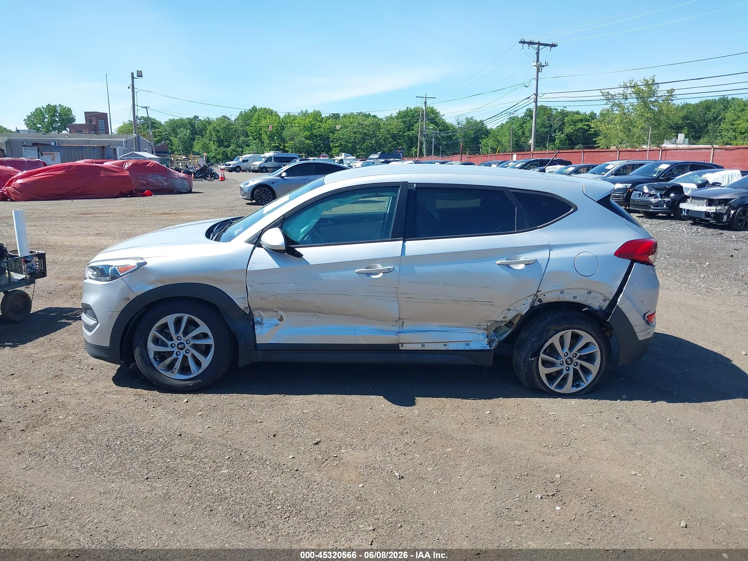 2018 HYUNDAI TUCSON SE
