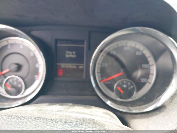 2017 DODGE GRAND CARAVAN GT — I7