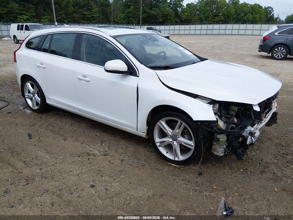 2016 VOLVO V60 T5 PLATINUM