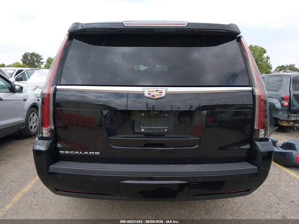 2017 CADILLAC ESCALADE ESV LUXURY