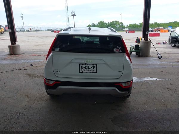 2024 KIA NIRO SX