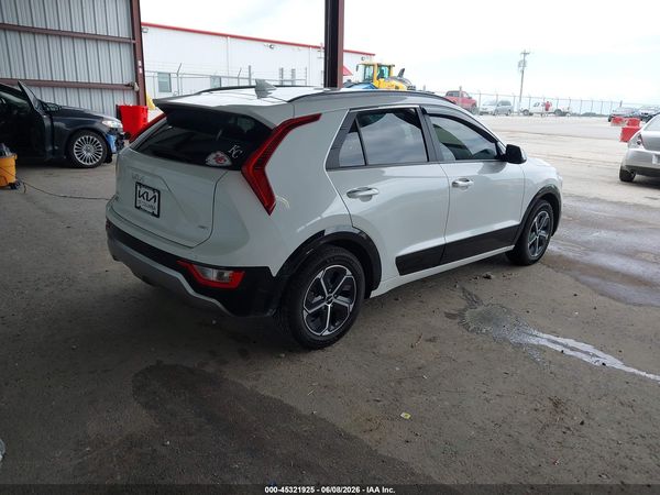 2024 KIA NIRO SX
